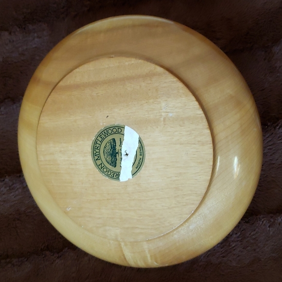 Oregon Myrtlewood nut tray and HMQ utensils - Picture 2 of 5